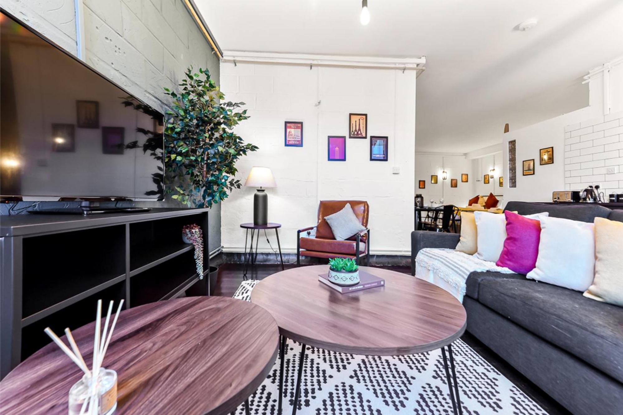 דירות לונדון Trendy And Eccentric Flat In Hackney מראה חיצוני תמונה